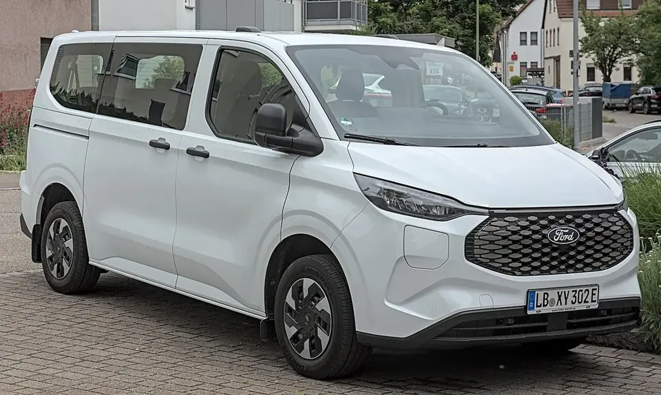 Ford E-Transit Custom