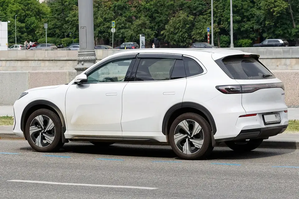 Geely EX5