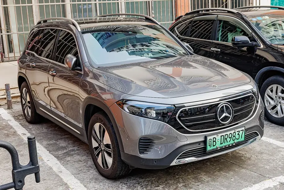 Mercedes-Benz EQB