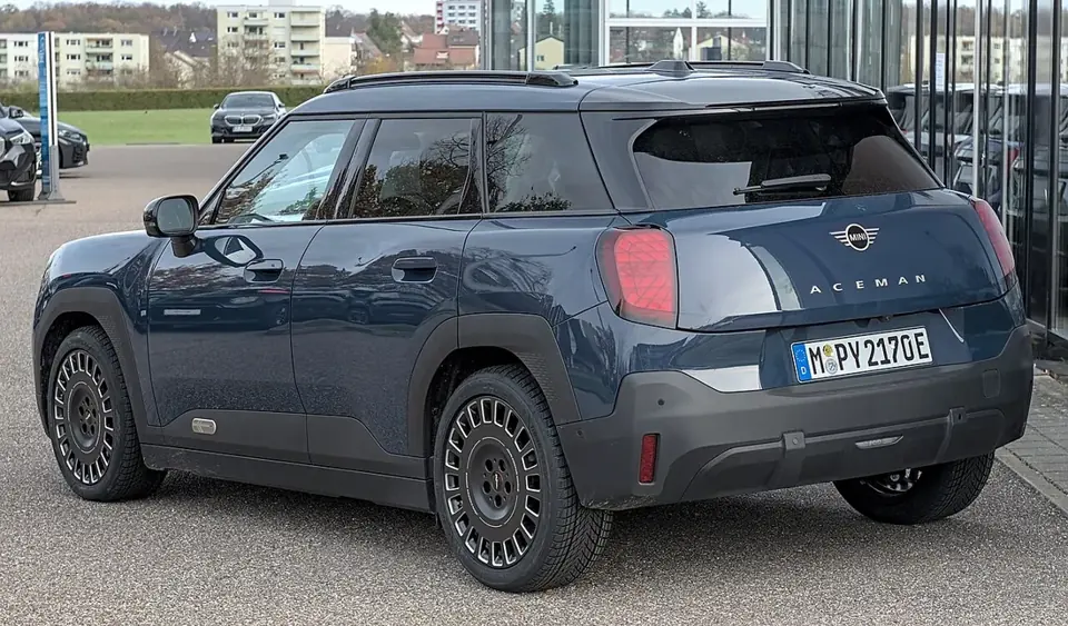 Mini Aceman