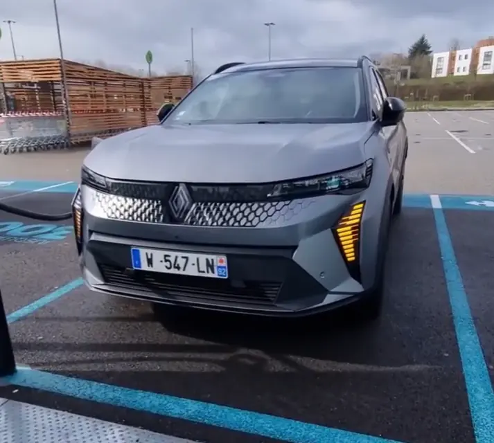 Renault Scenic E-Tech