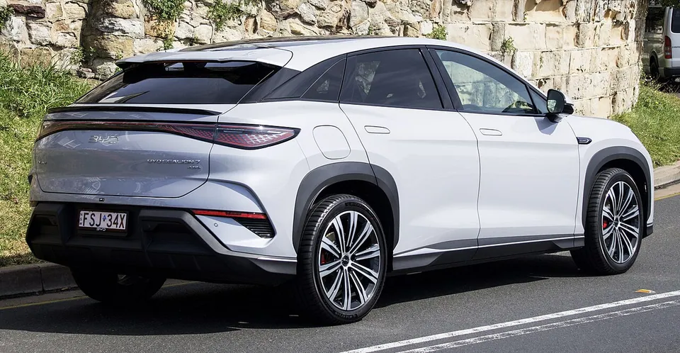 BYD Sealion 7 Performance, rear three-quarter view